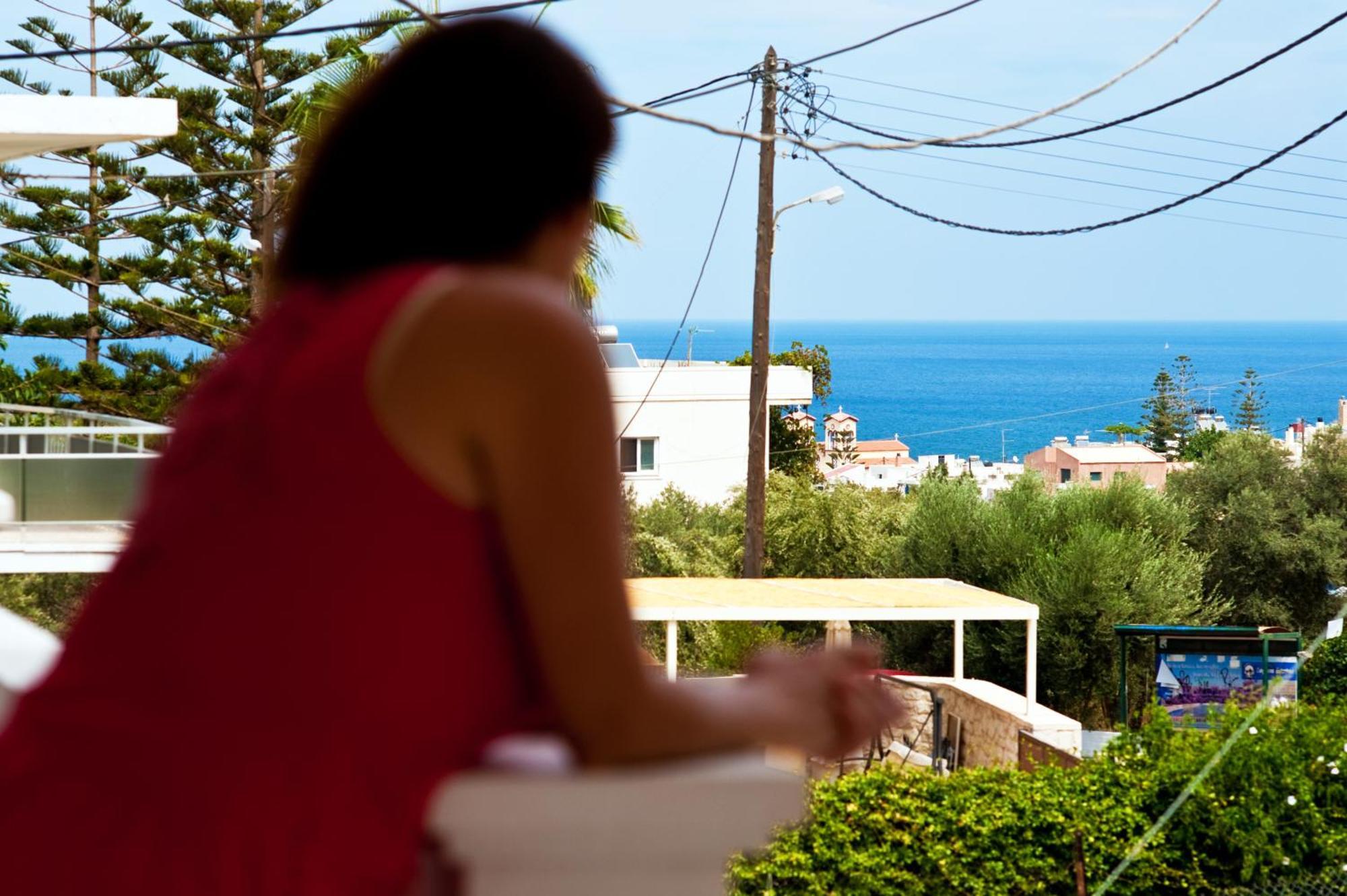 Captain Michalis Apartments Galatás Esterno foto